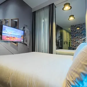 Irooms Jacuzzi Guest house